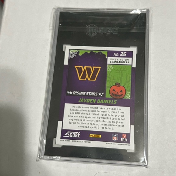 Jayden Daniels SGC 10 Graded Rookie RC Card Commanders Score A Treat Rising Star - Picture 2 of 2